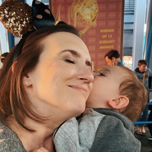 Meet your Posher, Sara! - Picture 8 of 9